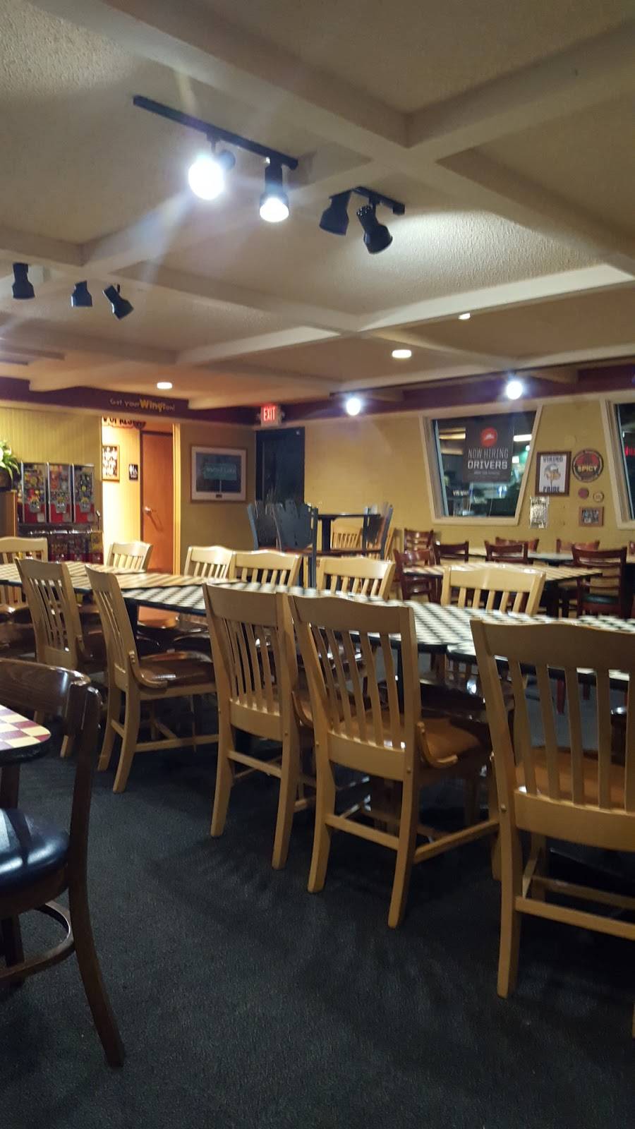 Pizza Hut | meal takeaway | 1125 N Pontiac Trail, Walled Lake, MI 48390, USA | 2486699383 OR +1 248-669-9383