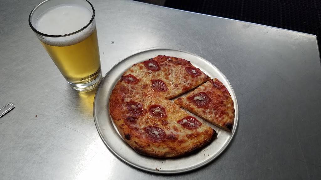 Schooner Station Pizzeria & Sports Pub | restaurant | 481 Santa Fe Dr, Encinitas, CA 92024, USA | 7607539700 OR +1 760-753-9700