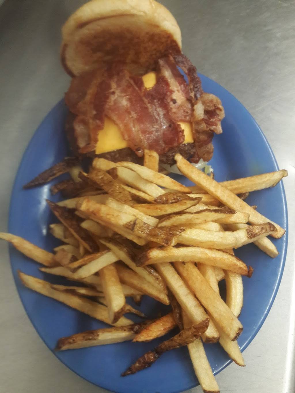 Redneck Haven | restaurant | 35886 OK-29, Pauls Valley, OK 73075, USA | 4054433631 OR +1 405-443-3631