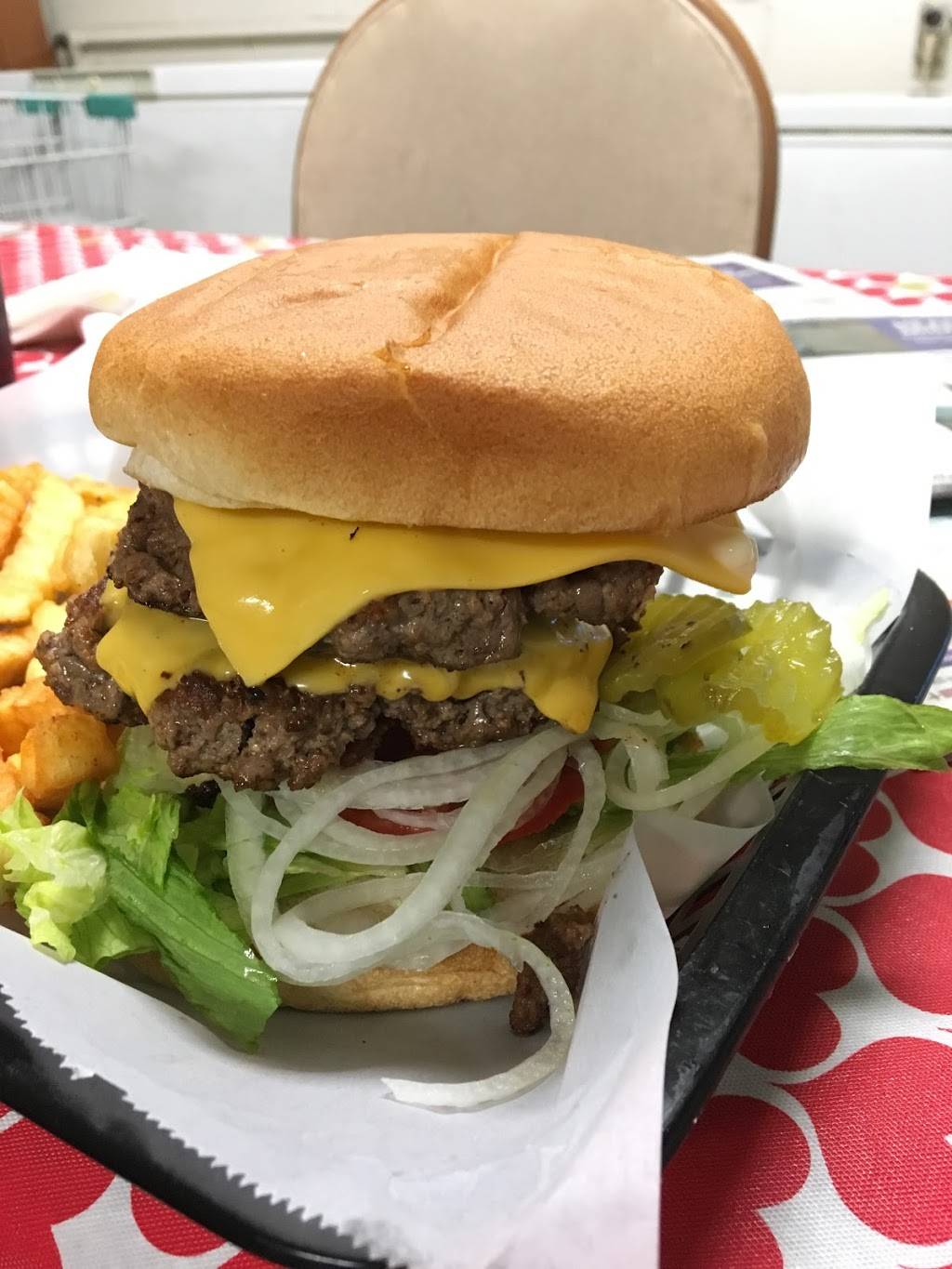 Big Creek Diner | restaurant | 4011 Big Creek Rd, Hartford, TN 37753, USA | 4234870221 OR +1 423-487-0221