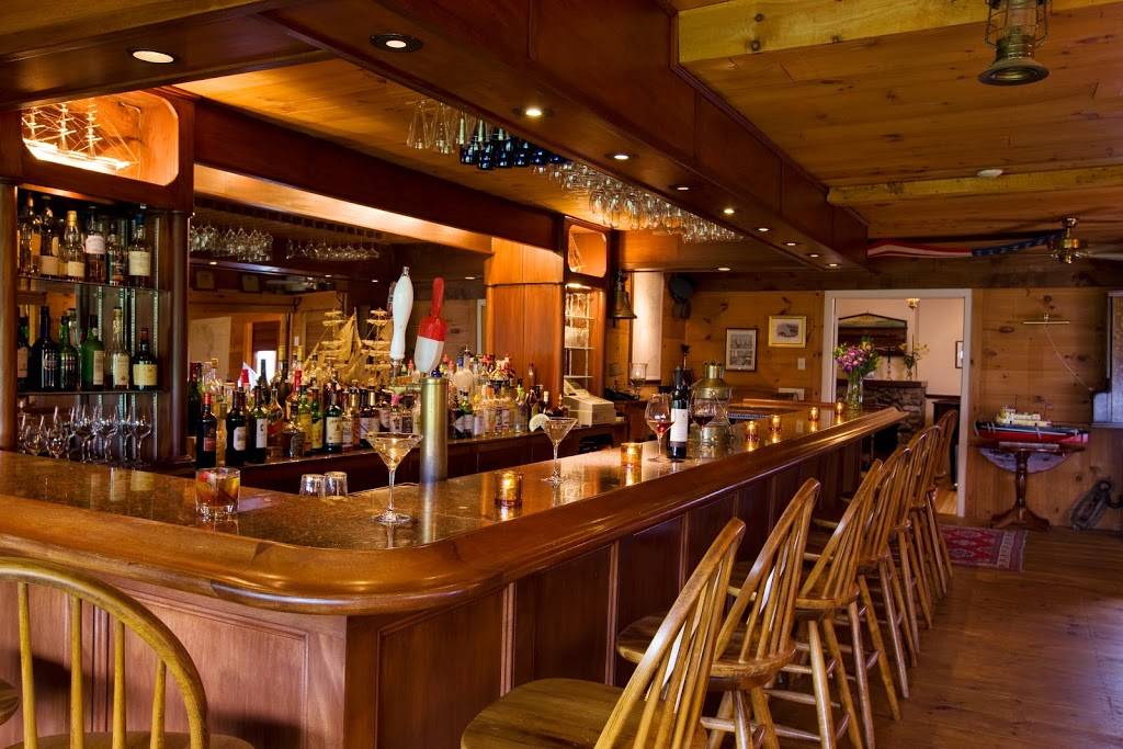 Restaurant and Tavern at The Bradley Inn | restaurant | 3063 Bristol Rd, New Harbor, ME 04554, USA | 2076772105 OR +1 207-677-2105