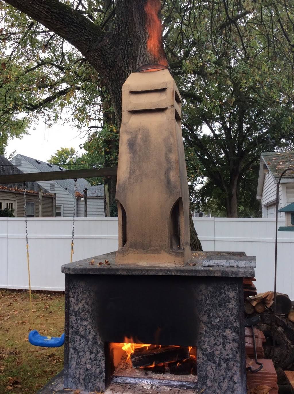 California Pizza Stones | restaurant | 5240 Aero Dr, Santa Rosa, CA 95403, USA | 7075456528 OR +1 707-545-6528