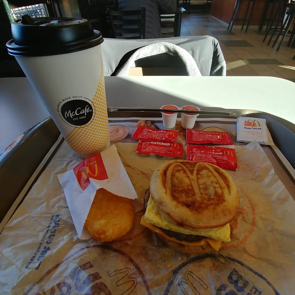 McDonalds | cafe | 6686 S Yosemite Ct, Englewood, CO 80111, USA | 3037706650 OR +1 303-770-6650