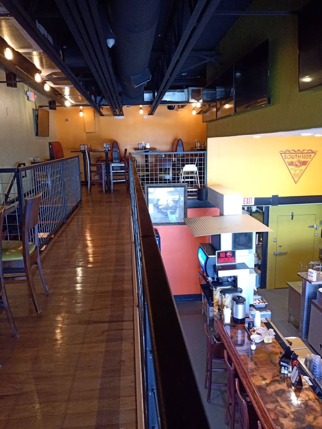 Southside Flying Pizza | restaurant | 2240 Navigation Blvd, Houston, TX 77003, USA | 8327993006 OR +1 832-799-3006