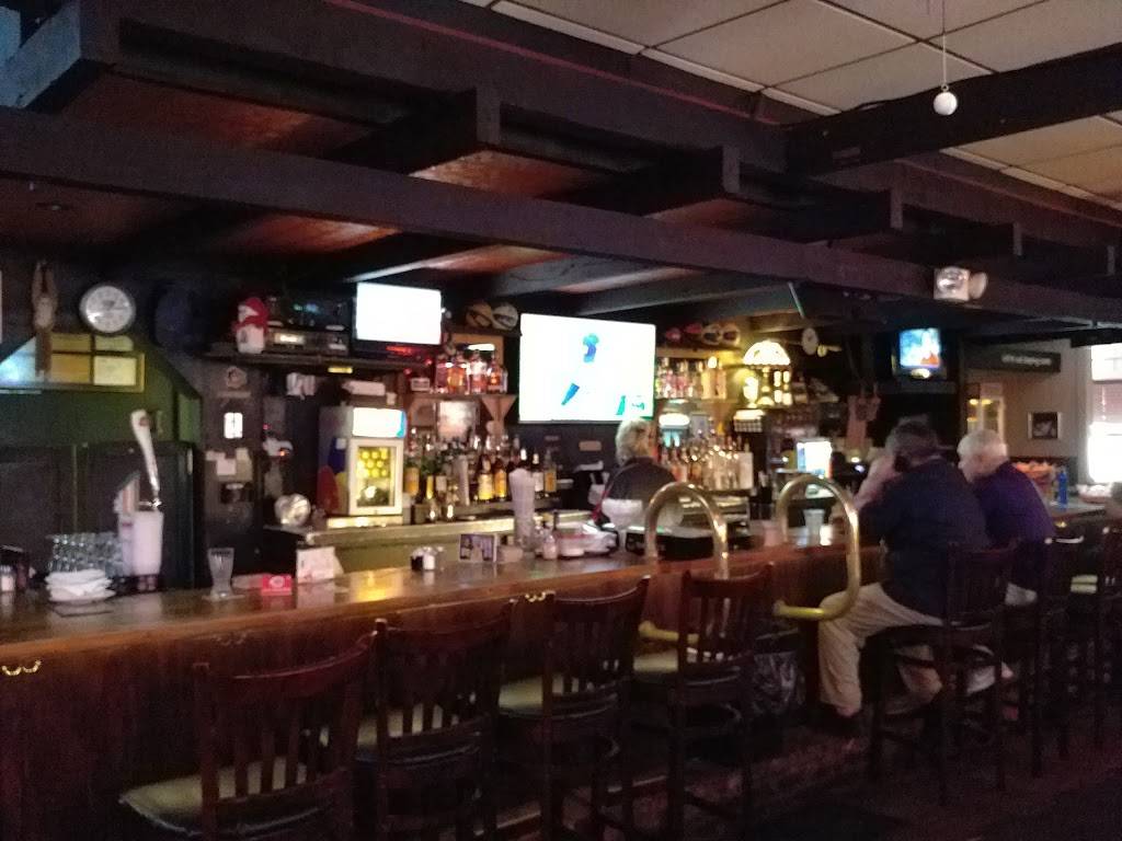 Anderson Township Pub | restaurant | 6694 Clough Pike, Cincinnati, OH 45244, USA | 5132310601 OR +1 513-231-0601