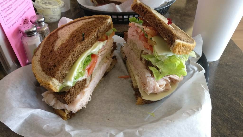 Ronnie Pastramis Deli | meal delivery | 10361 66th St N, Pinellas Park, FL 33782, USA | 7275443354 OR +1 727-544-3354