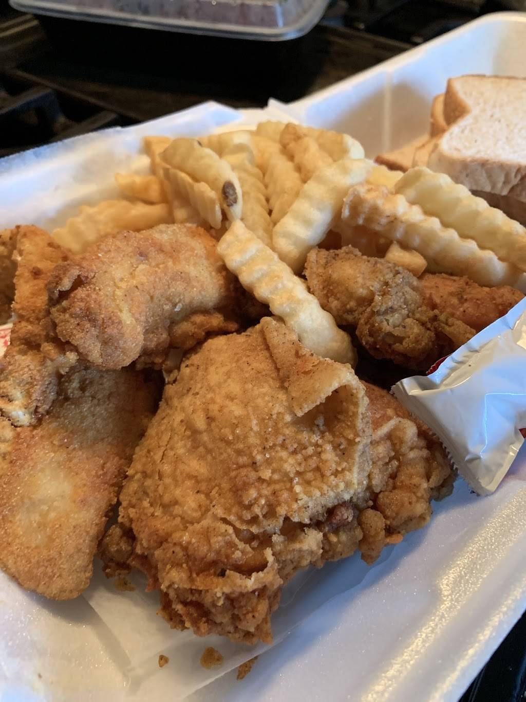 Tutens Chicken Coop | restaurant | 322 Manning Ave, Sumter, SC 29150, USA | 8037751985 OR +1 803-775-1985