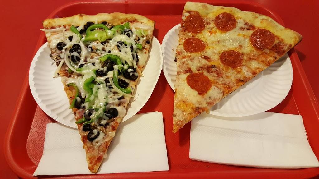 Combos Pizza | restaurant | 6338 Hollywood Blvd, Los Angeles, CA 90028, USA | 3238711822 OR +1 323-871-1822