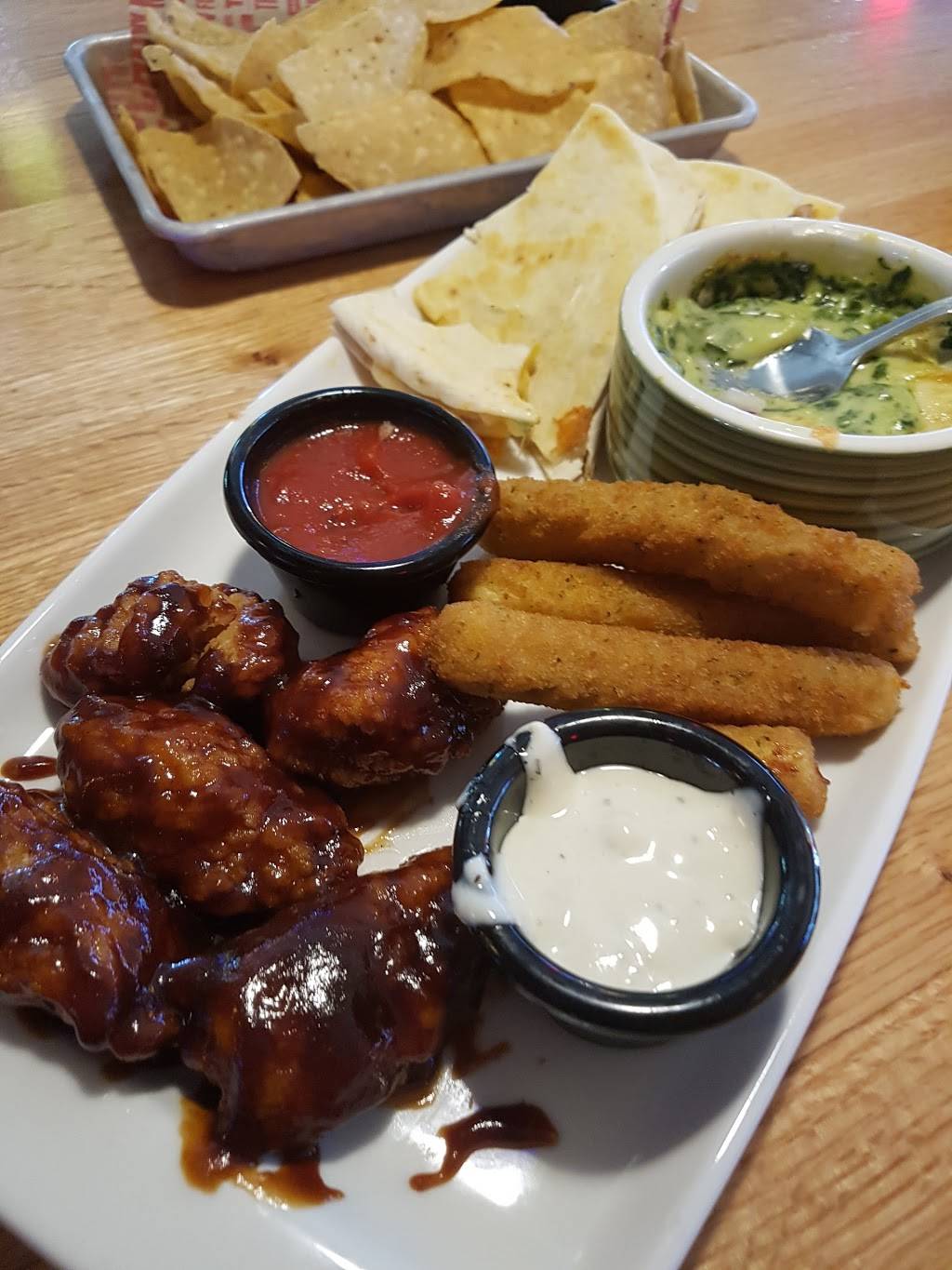 Applebees Grill + Bar | restaurant | 2018 Burlington-Mount Holly Rd, Westampton, NJ 08060, USA | 6092651616 OR +1 609-265-1616