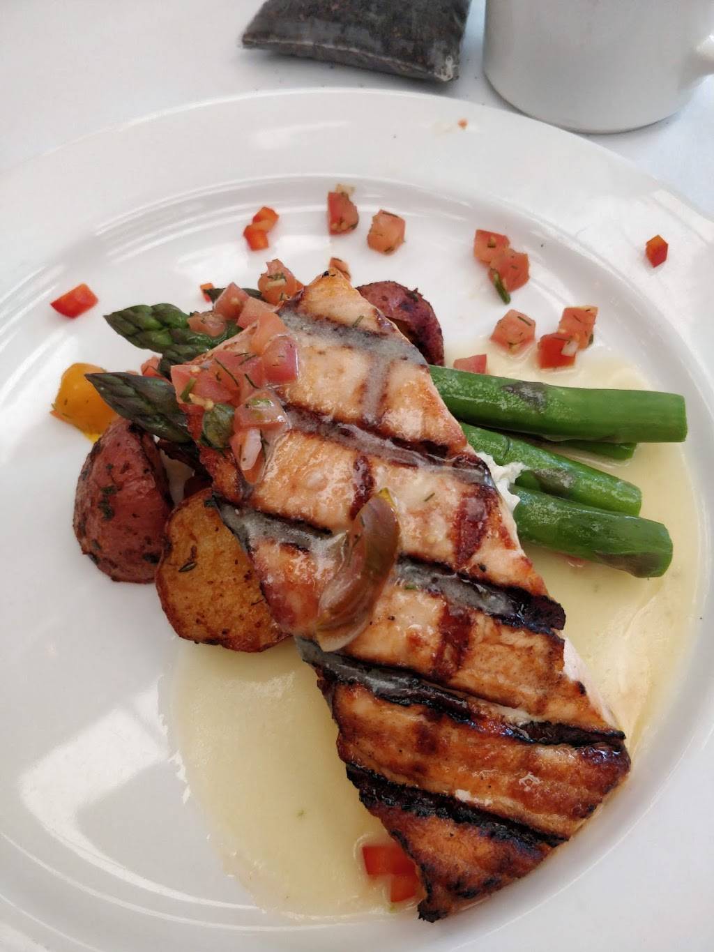 Big Rock Chophouse | restaurant | 245 S Eton St, Birmingham, MI 48009, USA | 2486477774 OR +1 248-647-7774