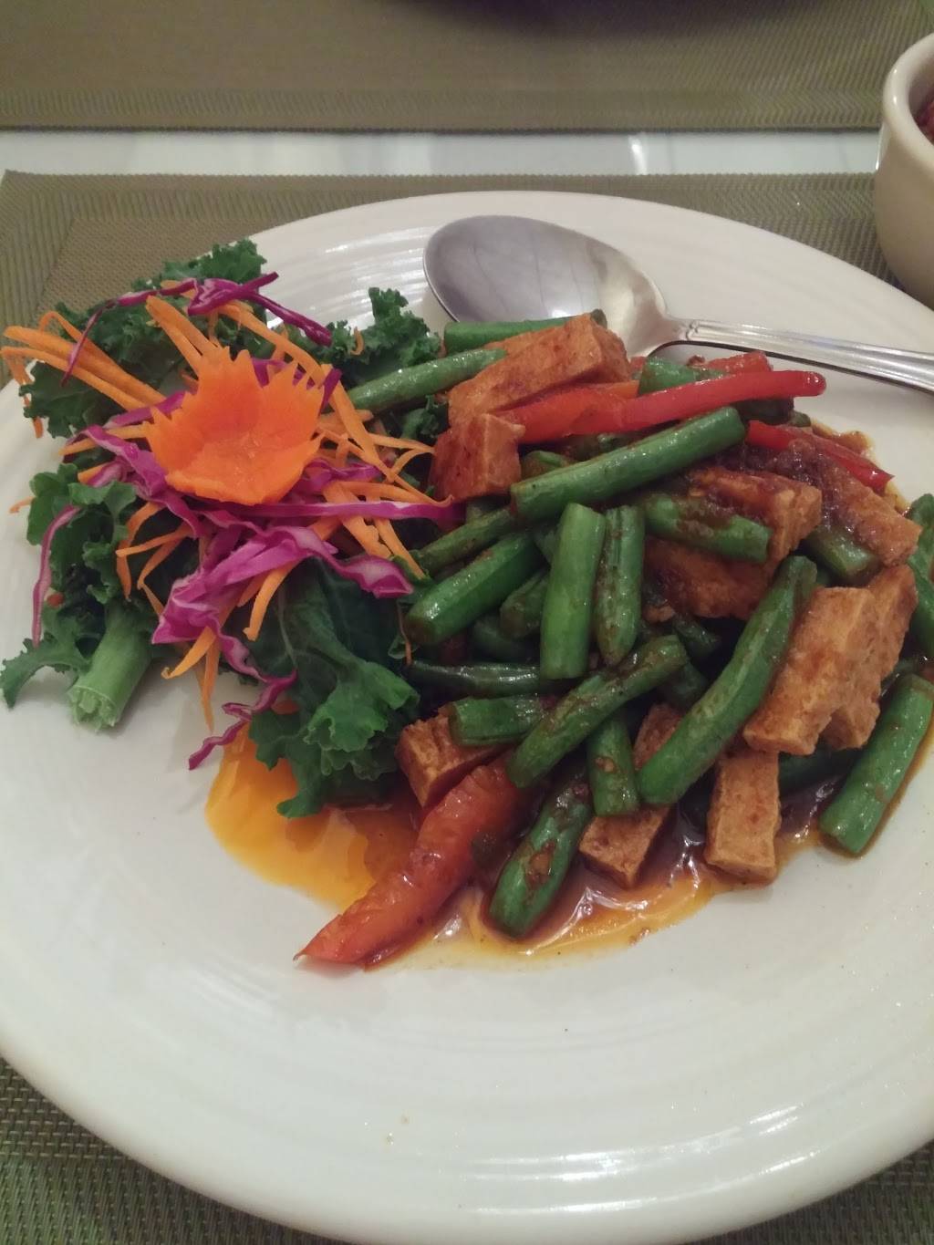 Valley Thai Restaurant | restaurant | 1725 E Warm Springs Rd, Las Vegas, NV 89119, USA | 7022702899 OR +1 702-270-2899