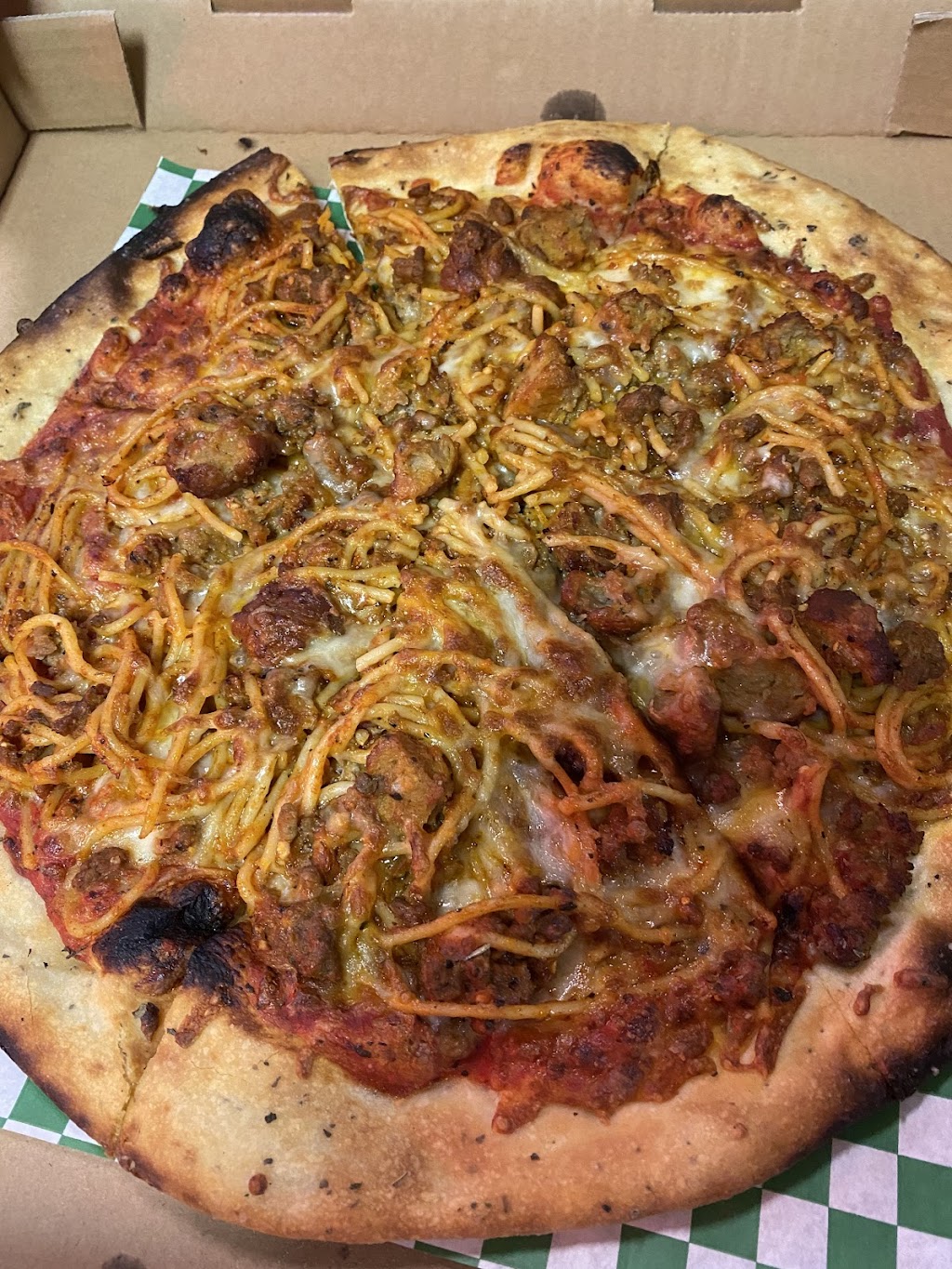 Creekside Cafe and Country Market | restaurant | 22095 CA-128, Winters, CA 95694, USA | 5307950248 OR +1 530-795-0248