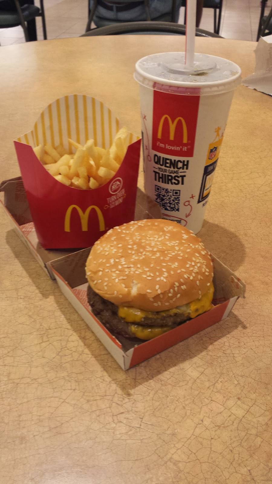 McDonalds | cafe | 90-15 Queens Blvd, Queens, NY 11373, USA | 7182712032 OR +1 718-271-2032