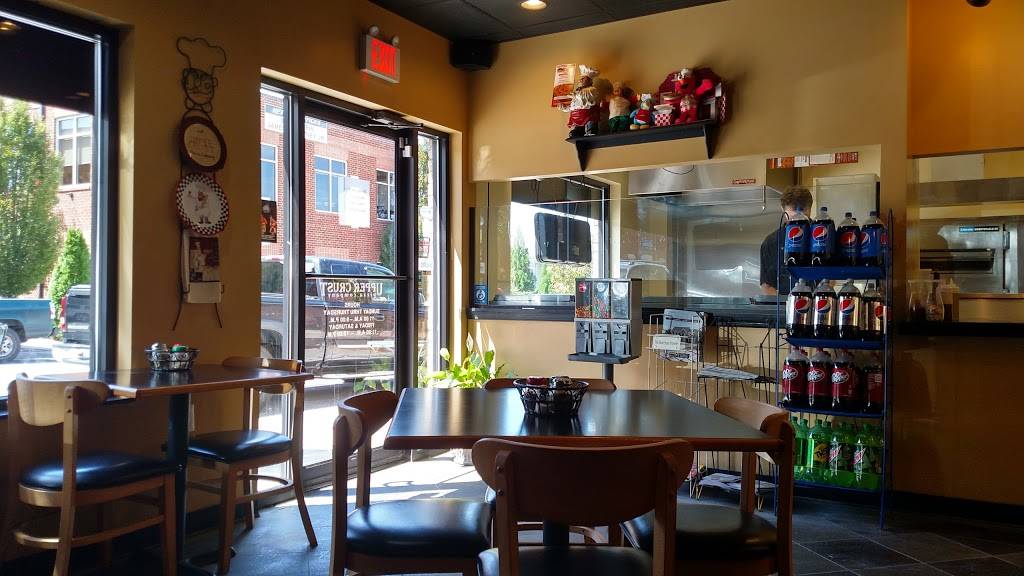 Upper Crust Pizza Co | restaurant | 102 Hexham Dr, Lynchburg, VA 24502, USA | 4342374321 OR +1 434-237-4321