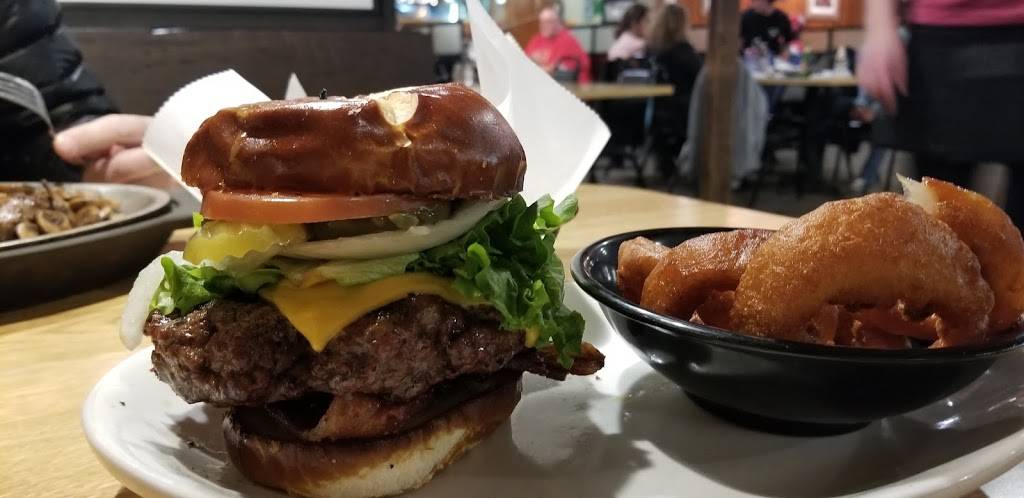 Bills Steak House | restaurant | 670 W Chicago Rd, Bronson, MI 49028, USA | 5173691353 OR +1 517-369-1353