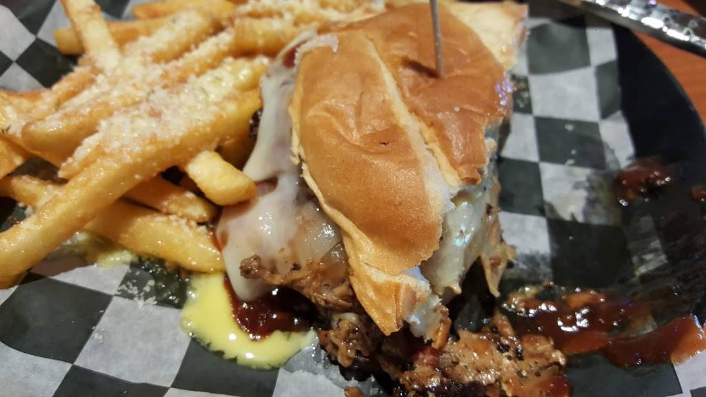 Lakeview Alley Cat Bar & Grill LLC | restaurant | 9775 N Greenville Rd, Lakeview, MI 48850, USA | 9893525700 OR +1 989-352-5700