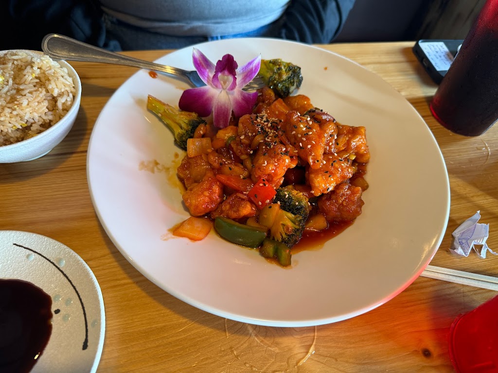 wild ginger | restaurant | 60 Garden St S, Palm Coast, FL 32137, USA | 3865854245 OR +1 386-585-4245