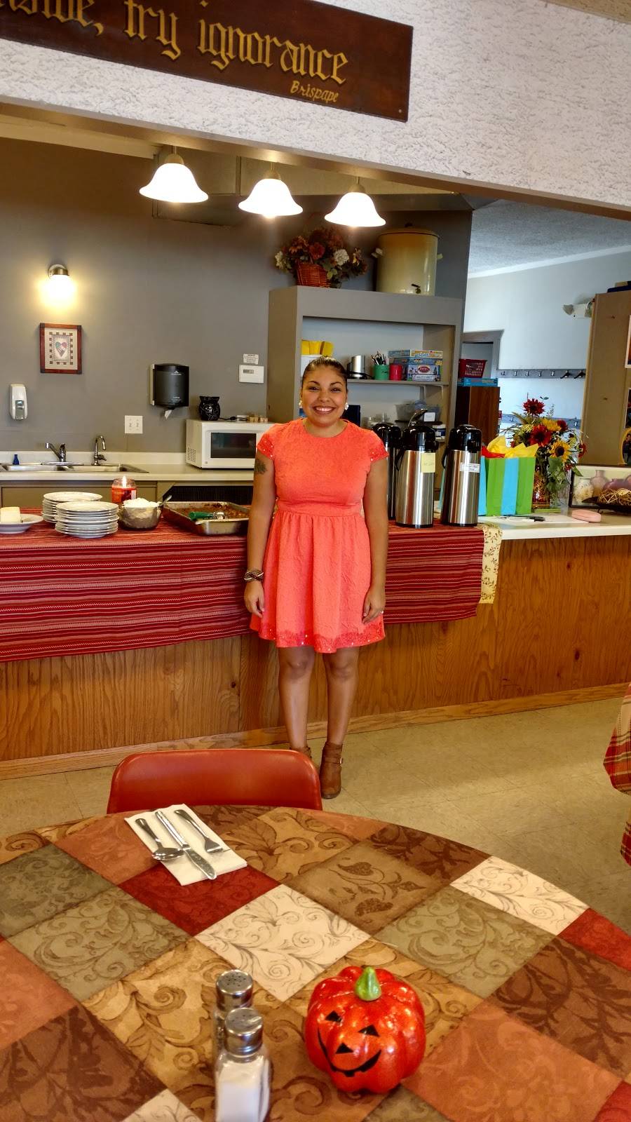 Masters Coffee Shop & Bakery | restaurant | 809 E Lincoln Ave, Olivia, MN 56277, USA | 3205235061 OR +1 320-523-5061