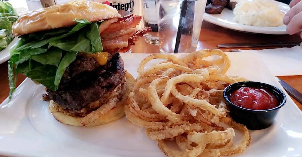 Emmas 321 Pub & Kitchen | restaurant | 377 US-202, Rindge, NH 03461, USA | 6038993322 OR +1 603-899-3322