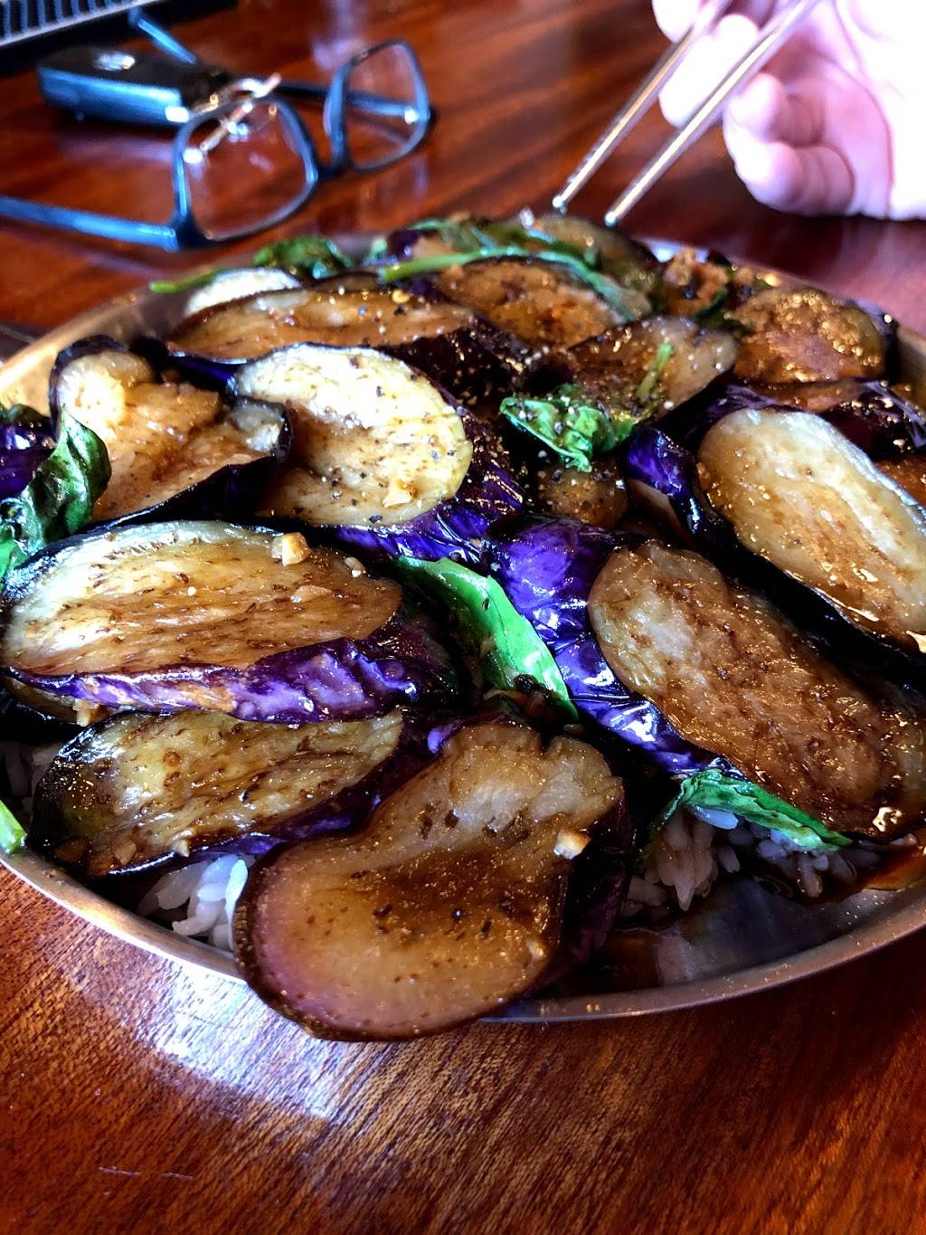 Temple | restaurant | 2713 W Broad St, Richmond, VA 23220, USA | 8043674990 OR +1 804-367-4990