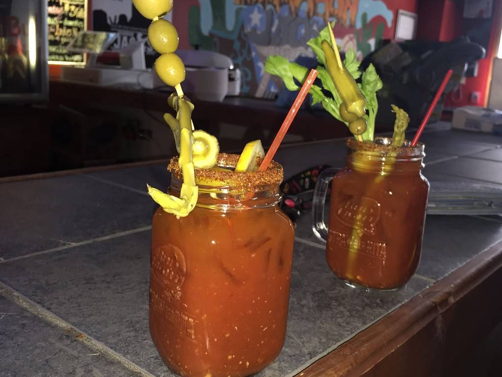 Bourbon Jacks Honkytonk Bar | restaurant | 212 W 2nd St, Hastings, NE 68901, USA | 4024601405 OR +1 402-460-1405