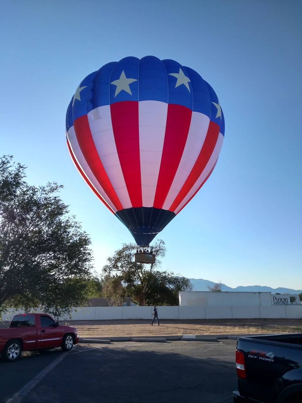 Blakes Lotaburger | restaurant | 8440 4th St NW, Albuquerque, NM 87114, USA | 5058970762 OR +1 505-897-0762