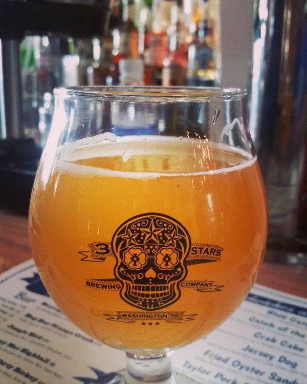 Pops SeaBar | restaurant | 1817 Columbia Rd NW, Washington, DC 20009, USA | 2025343933 OR +1 202-534-3933