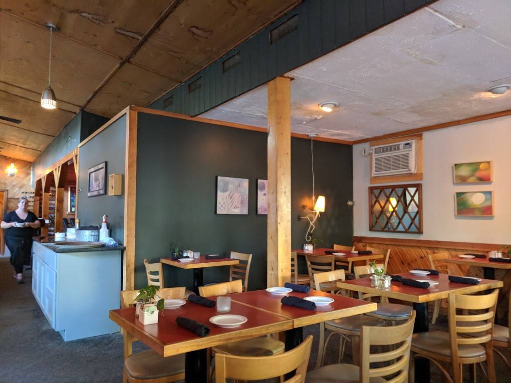 Mama Dimatteos | restaurant | 34 Kennebec Pl, Bar Harbor, ME 04609, USA | 2072883666 OR +1 207-288-3666