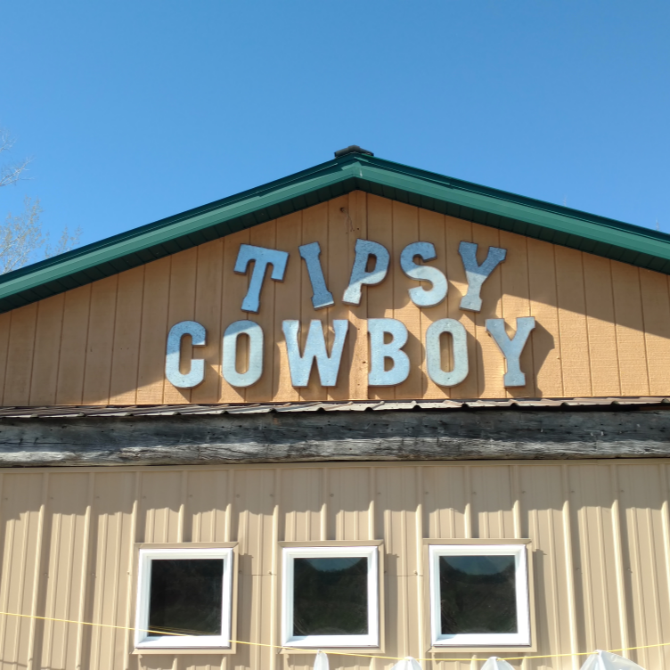 The Tipsy Cowboy Food and Spirits LLC | restaurant | 116 W Pinconning Rd, Pinconning, MI 48650, USA | 9898791551 OR +1 989-879-1551