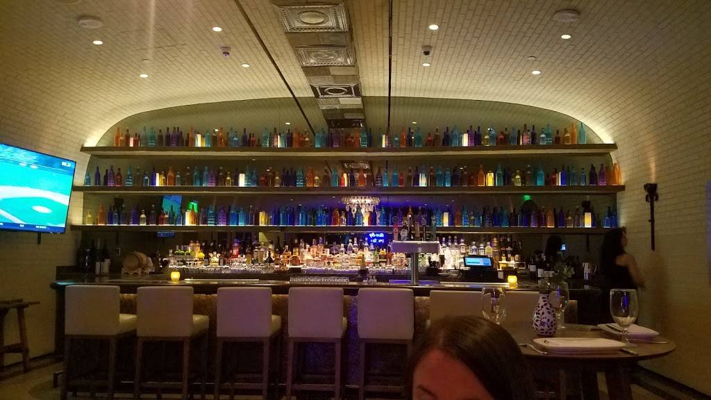 Crush | restaurant | MGM Grand, 3799 S Las Vegas Blvd, Las Vegas, NV 89109, USA | 7028913222 OR +1 702-891-3222