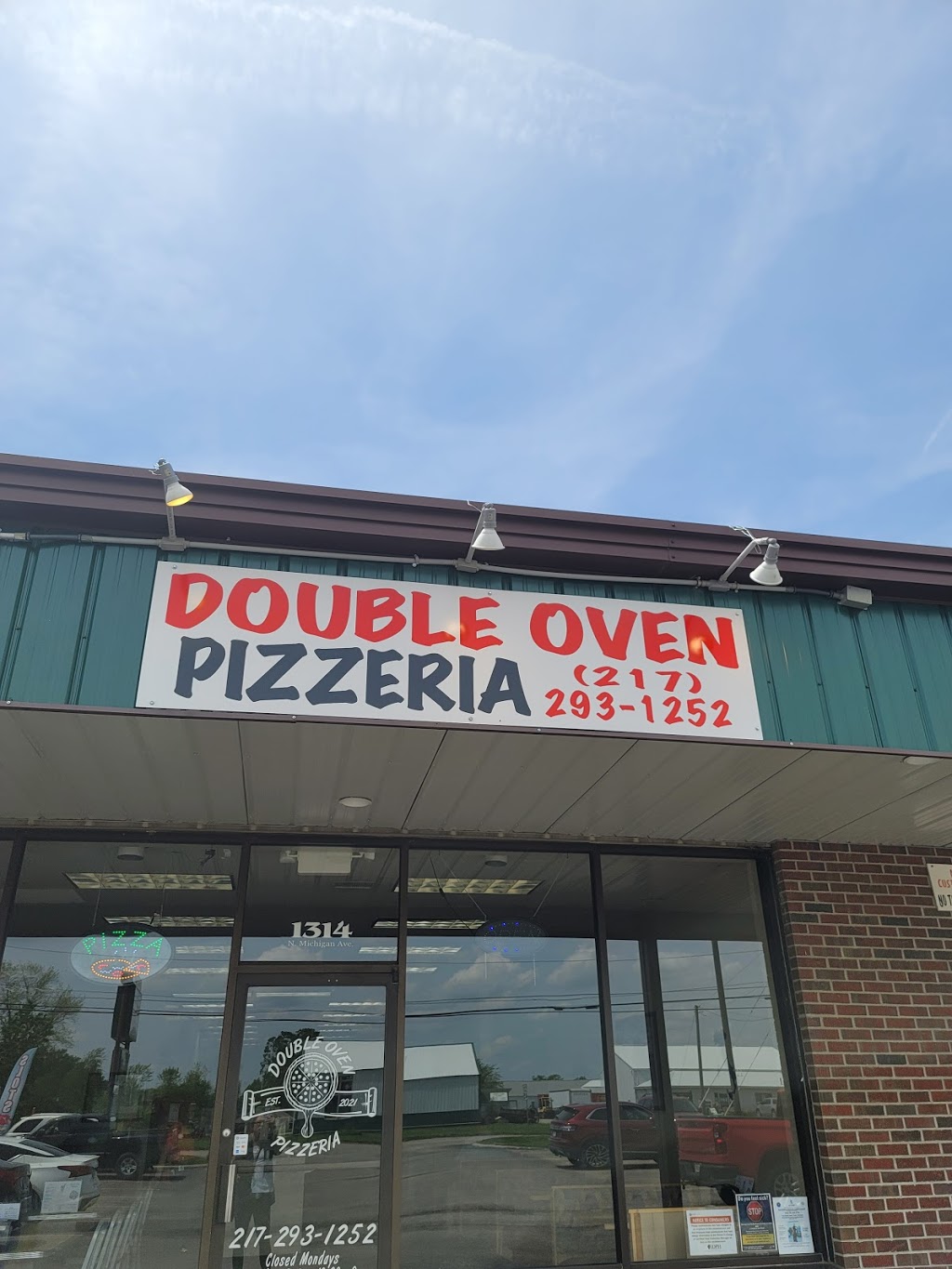 Double Oven Pizzeria | restaurant | 1314 N Michigan Ave, Marshall, IL 62441, USA | 2172931252 OR +1 217-293-1252