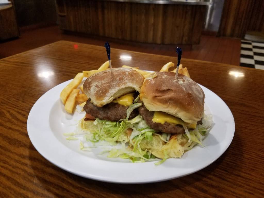 Zubies Dry Dock | restaurant | 9059 Adams Ave, Huntington Beach, CA 92646, USA | 7149636362 OR +1 714-963-6362