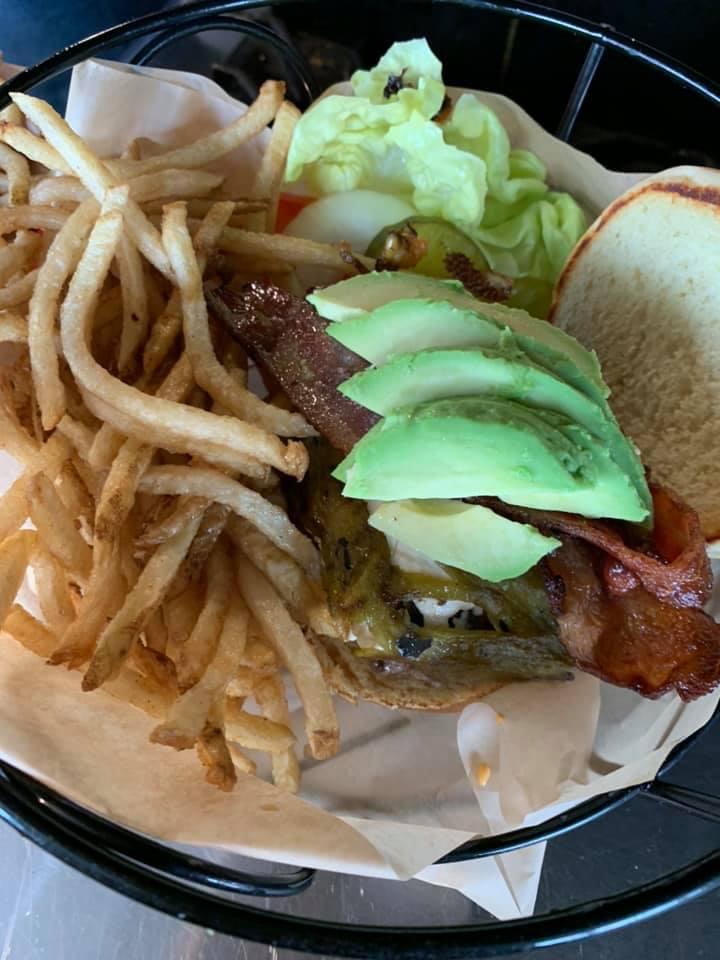 Missys | restaurant | 108 Grand Ave, Mancos, CO 81328, USA | 9705339885 OR +1 970-533-9885