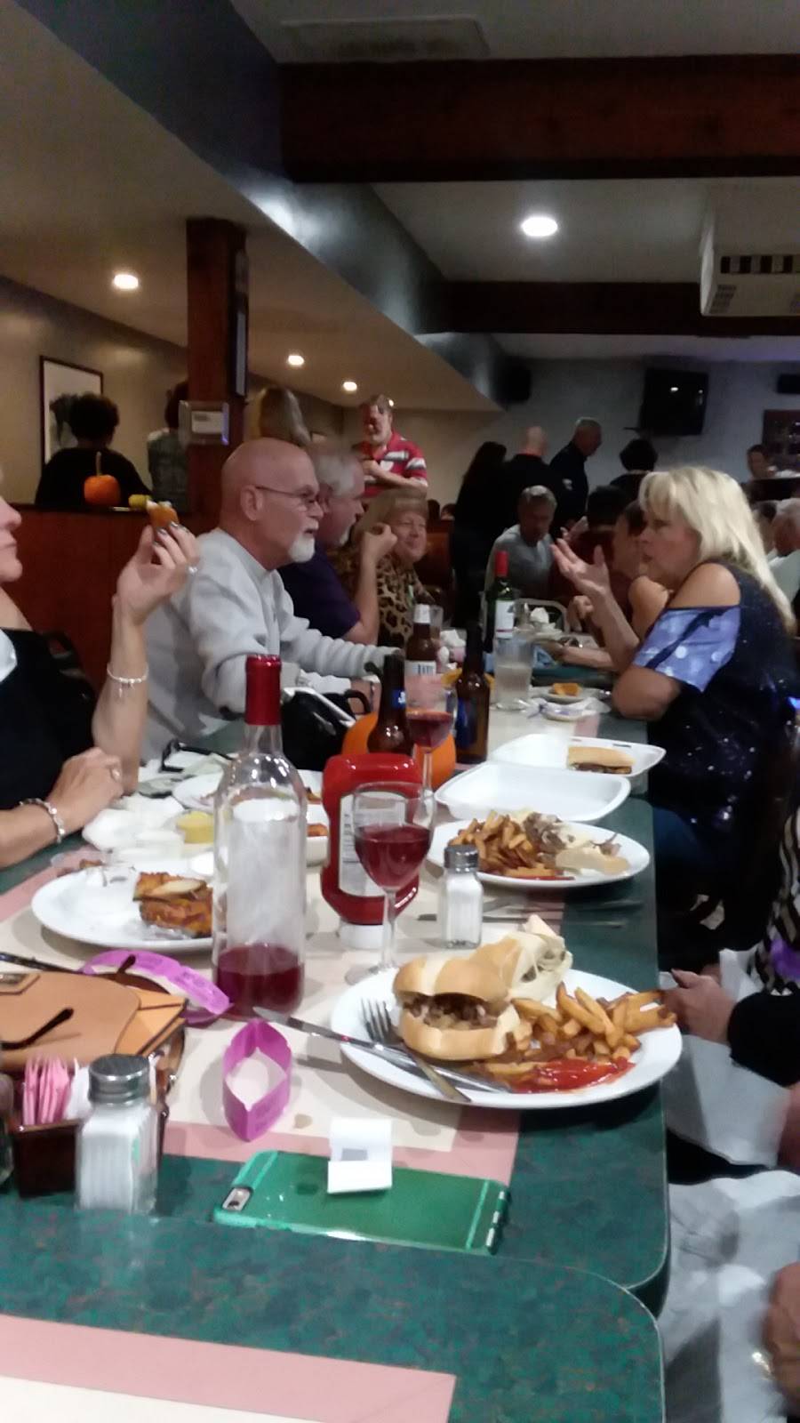 Valley Inn | night club | 15004 Portage St, Doylestown, OH 44230, USA | 3306589859 OR +1 330-658-9859