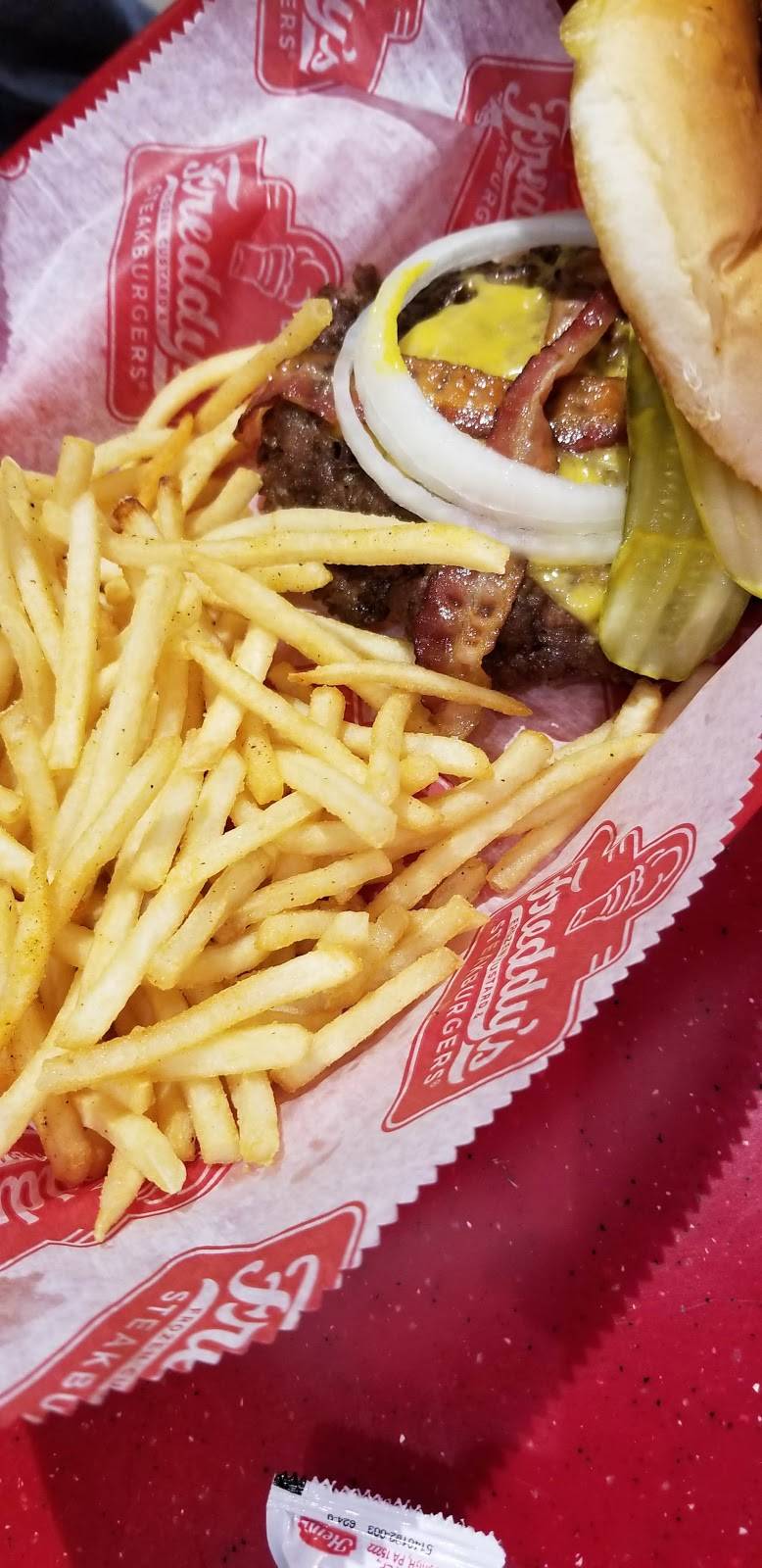 Freddys Frozen Custard & Steakburgers | restaurant | 1702 E Greenville St, Anderson, SC 29621, USA | 8643755043 OR +1 864-375-5043