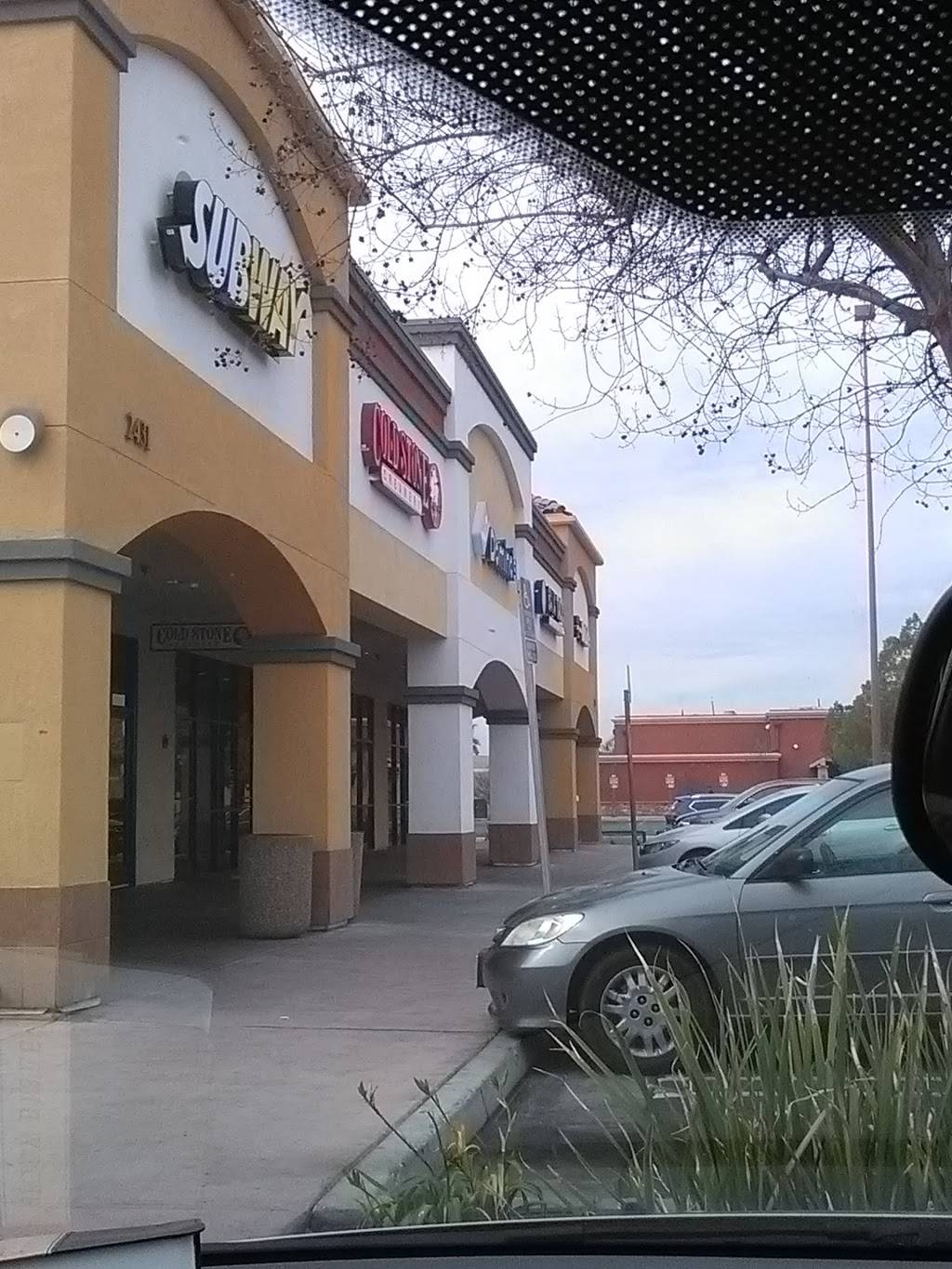 Subway Restaurants | restaurant | 2431 W Florida Ave, Hemet, CA 92545, USA | 9519251475 OR +1 951-925-1475