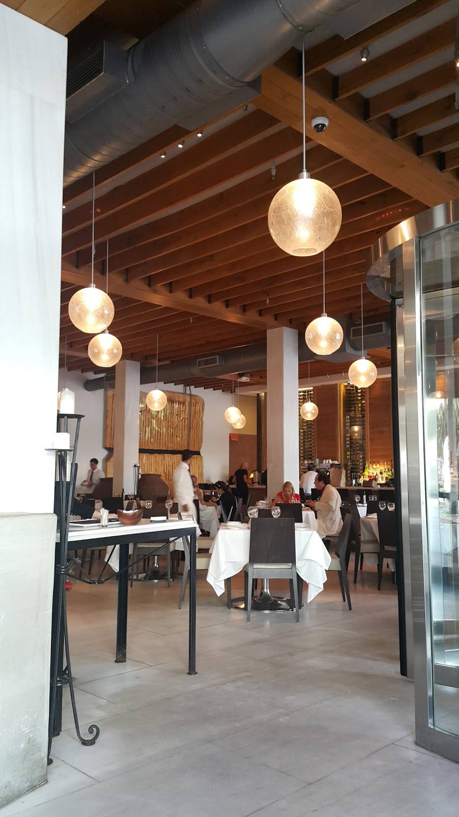 Estiatorio Milos by Costas Spiliadis | restaurant | 730 1st St, Miami Beach, FL 33139, USA | 3056046800 OR +1 305-604-6800