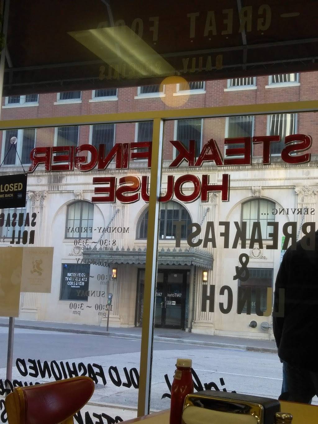 Steakfinger House | restaurant | 403 S Boulder Ave, Tulsa, OK 74103, USA | 9185840454 OR +1 918-584-0454