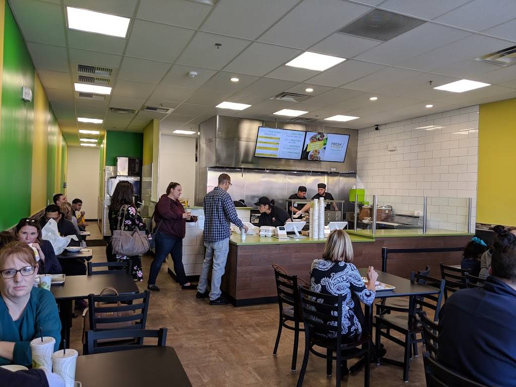 Fresh Fork Grill | restaurant | 3018 Service Rd #101, Ceres, CA 95307, USA | 2095668363 OR +1 209-566-8363