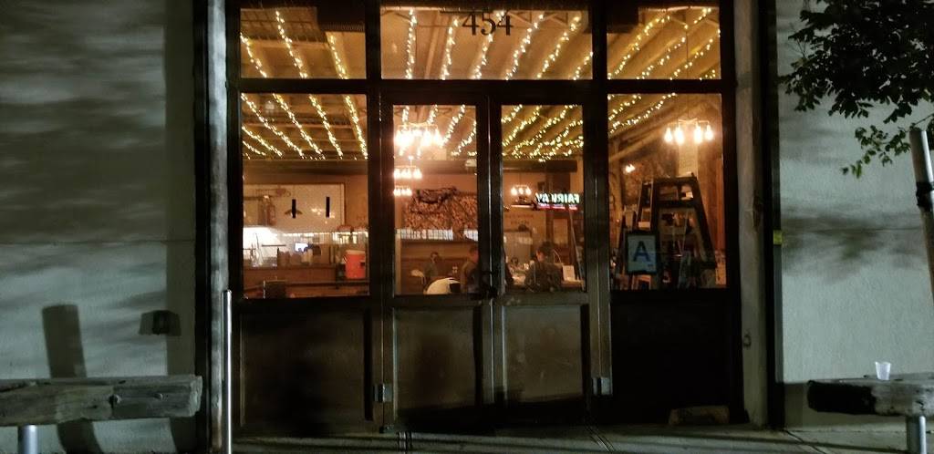 Hometown Bar-B-Que | restaurant | 454 Van Brunt St, Brooklyn, NY 11231, USA | 3472944644 OR +1 347-294-4644