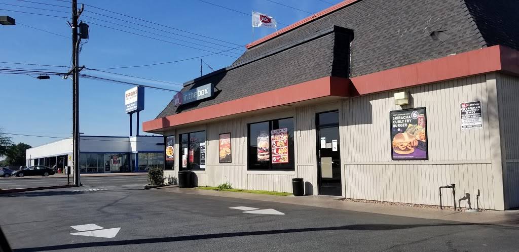 Jack in the Box | restaurant | 15232 Beach Blvd, Midway City, CA 92655, USA | 7148921039 OR +1 714-892-1039