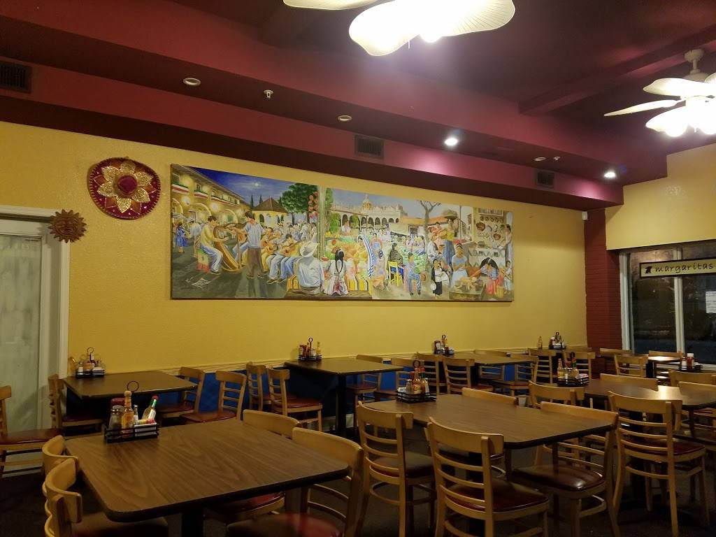 La Fiesta Mexicana | restaurant | 94 Maxcy Plaza Cir, Haines City, FL 33844, USA | 8634222200 OR +1 863-422-2200
