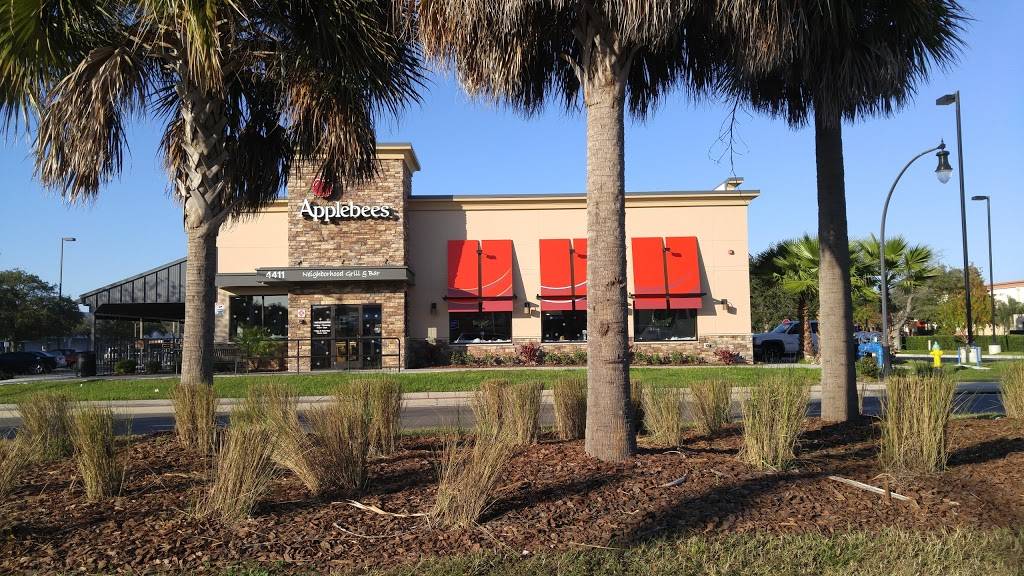 Applebees Grill + Bar | restaurant | 4411 W Gandy Blvd, Tampa, FL 33611, USA | 8132527951 OR +1 813-252-7951