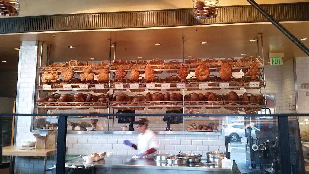 Boudin Bakery & Cafe | bakery | Pier 39, Space 5-Q, Pier 39, San Francisco, CA 94133, USA | 4154210185 OR +1 415-421-0185