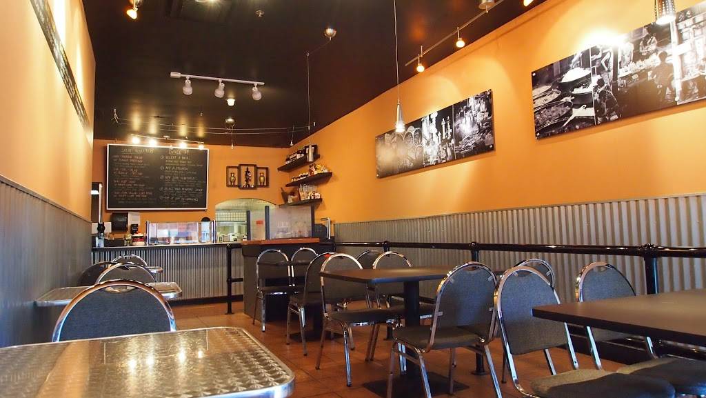 Khao Gaeng, Build-your-own Thai Bowl | restaurant | 208 W Genesee St, Syracuse, NY 13202, USA | 3154248424 OR +1 315-424-8424