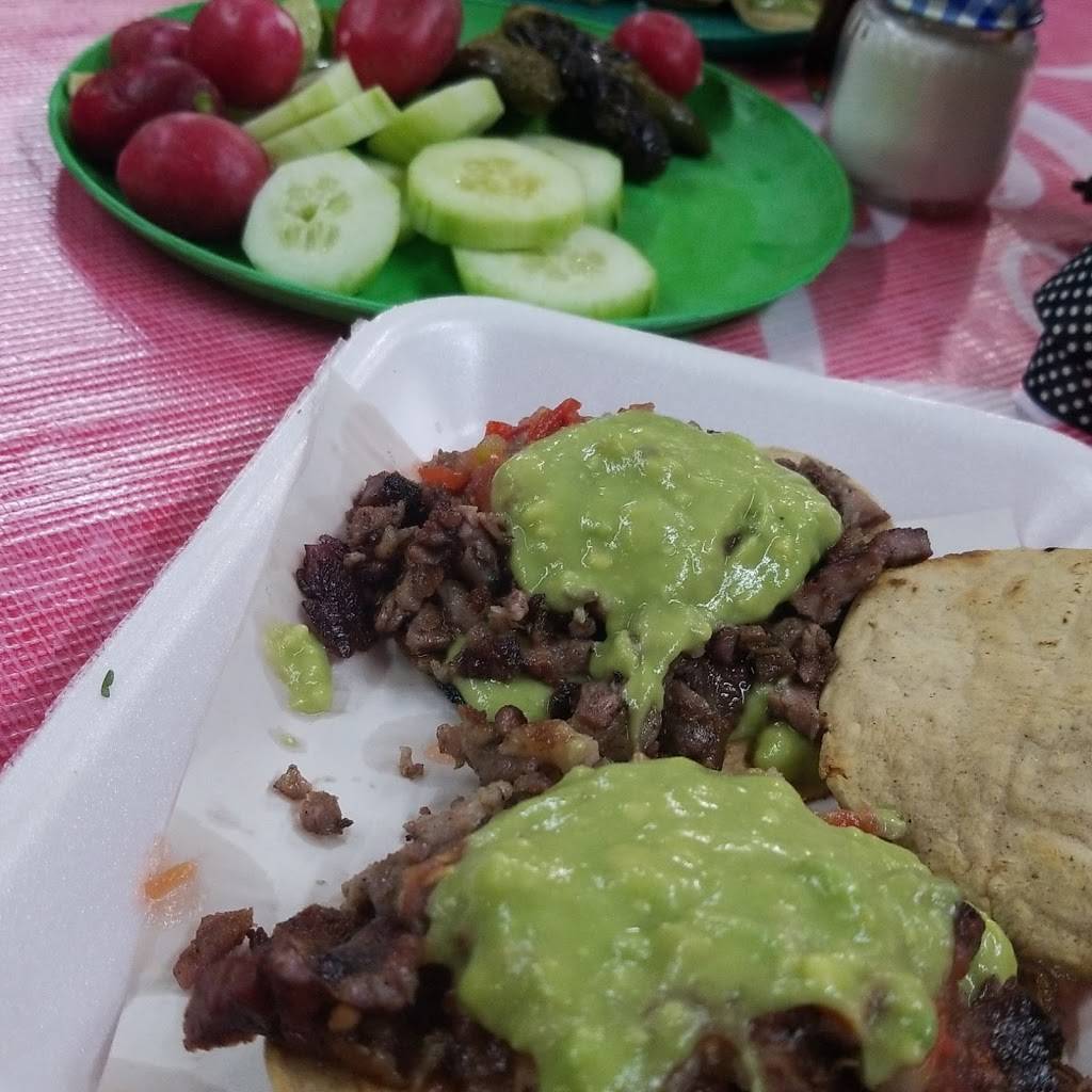 Tacos el Poblano Otay | restaurant | Sin nombre No. 29 17521, Garita de Otay, Tijuana, B.C., Mexico | 016641376588 OR +52 664 137 6588