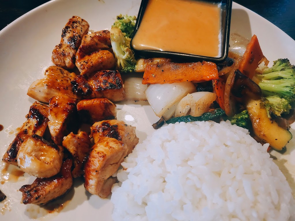 Kosuke Japanese Steakhouse and Sushi | restaurant | 1900 Club Manor Dr Ste 108, Maumelle, AR 72113, USA | 5017348434 OR +1 501-734-8434