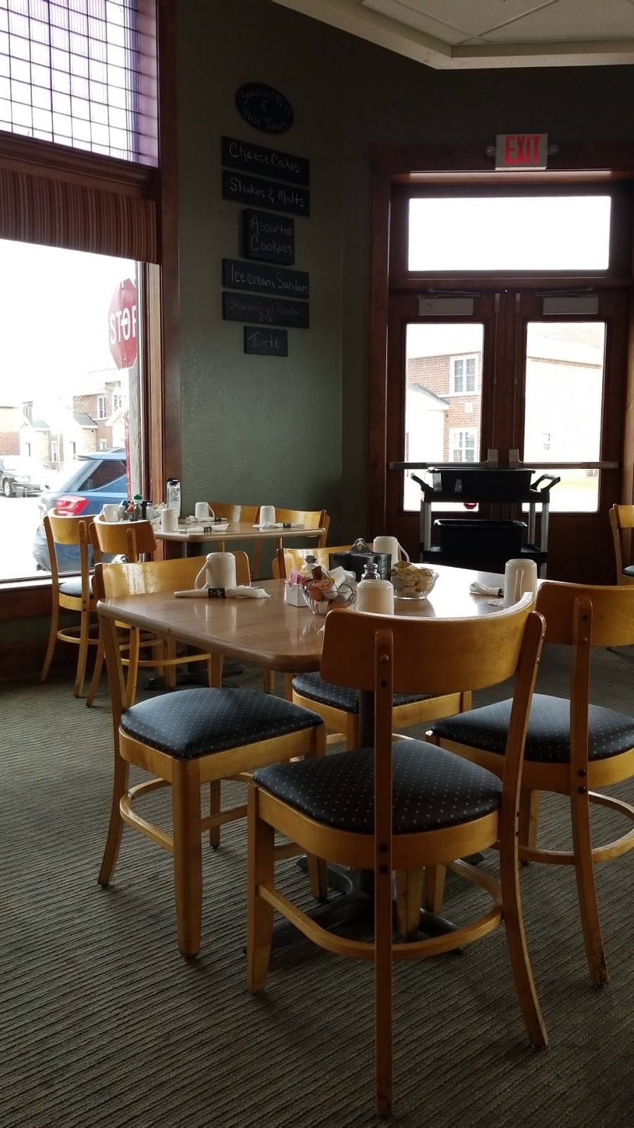 Julies Cafe & Catering | restaurant | 500 Grant St, De Pere, WI 54115, USA | 9203364747 OR +1 920-336-4747