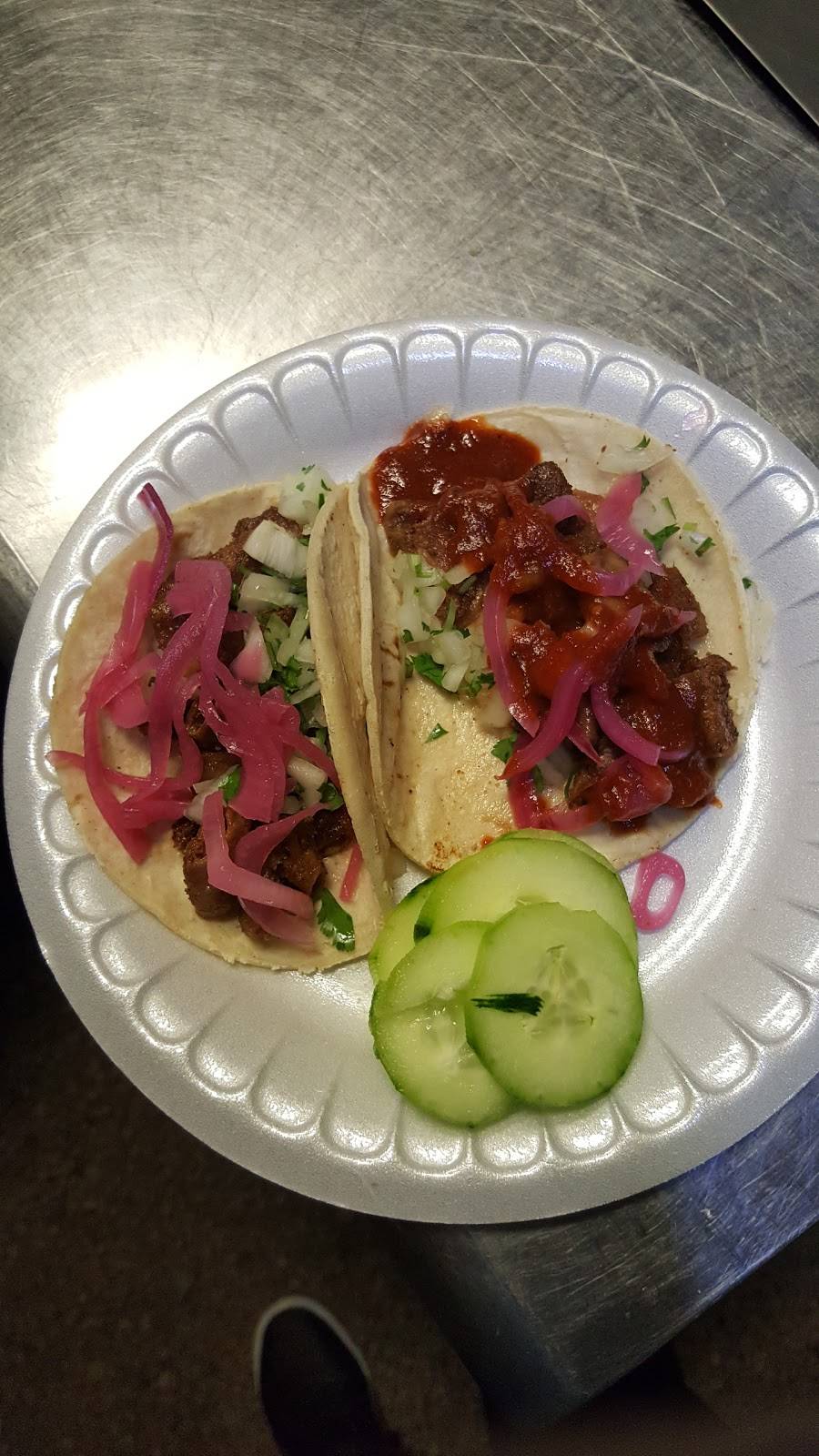 El Tacontento | restaurant | 2401 N Rancho Dr #3315, Las Vegas, NV 89130, USA | 7023359325 OR +1 702-335-9325