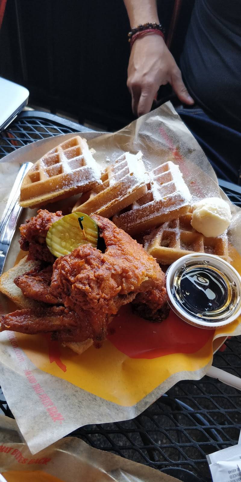 Joellas Hot Chicken St. Matthews | restaurant | 3400 Frankfort Ave, Louisville, KY 40207, USA | 5028952235 OR +1 502-895-2235